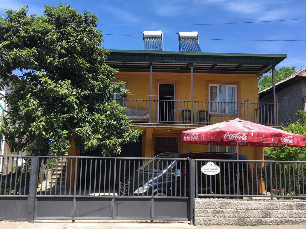 Suliko Guest House Batumi Exterior foto